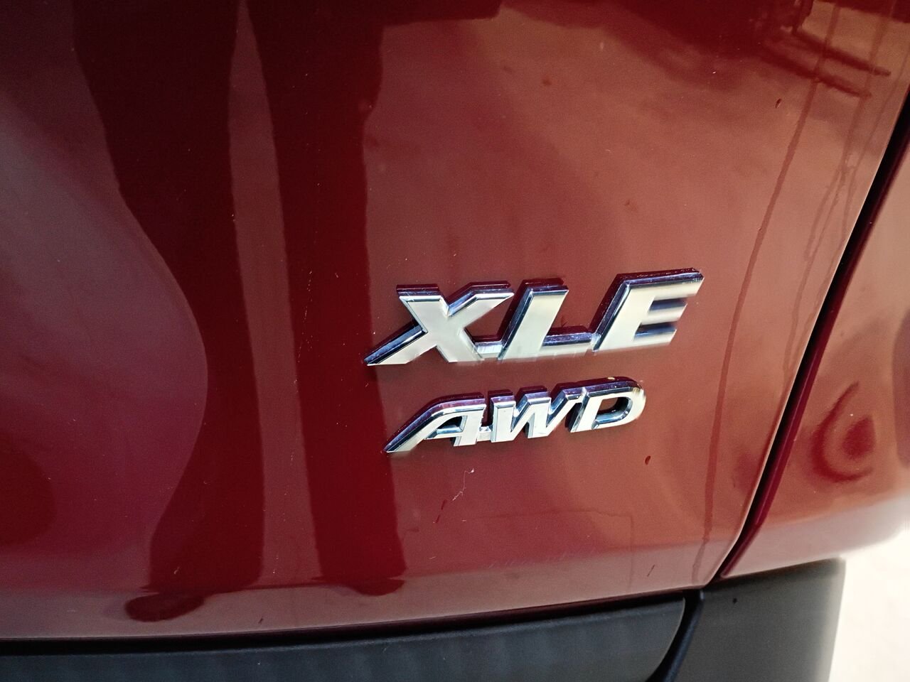 2022 Toyota RAV4 Red Blainville - photo #10