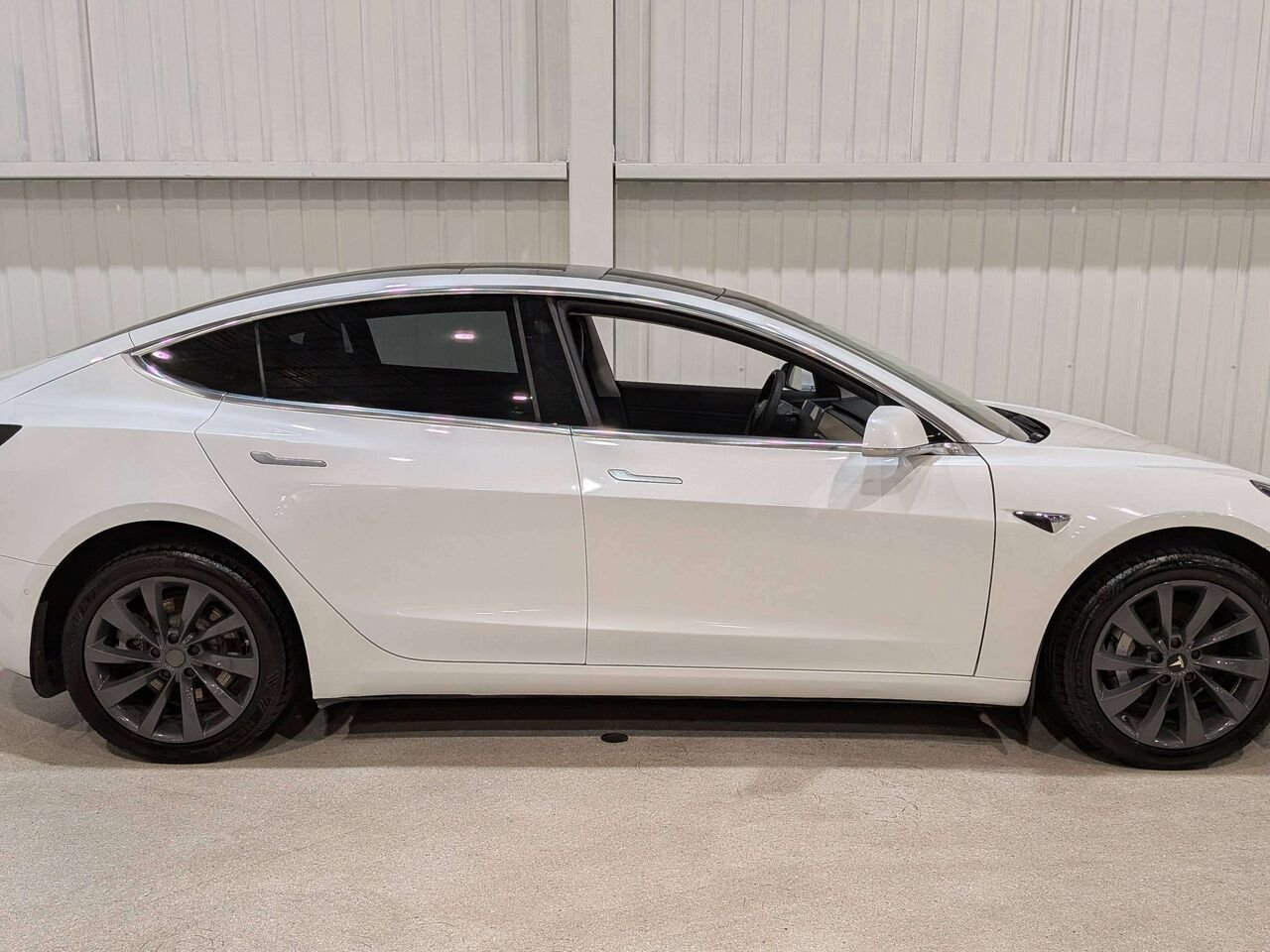 2019 Tesla Model 3 Standard Range Plus RWD White Val-David - photo #7