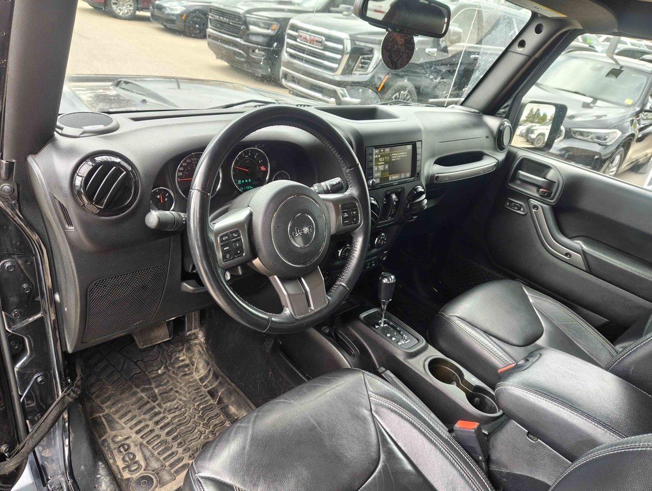 2018 Jeep Wrangler JK Unlimited Sahara 4x4 Black Sherwood Park - photo #6