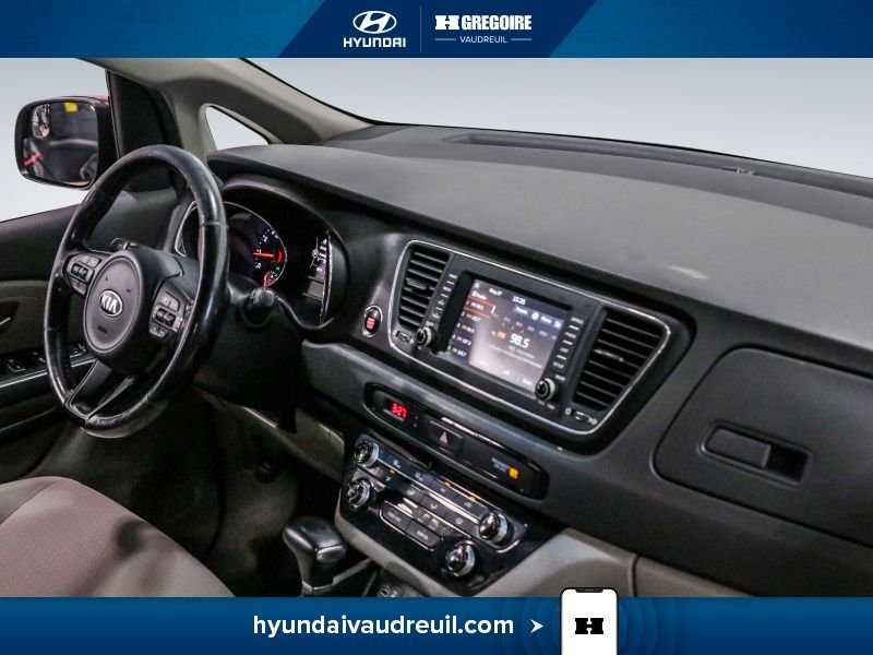 2018 Kia Sedona Red Laval - photo #33