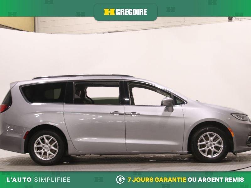 2021 Chrysler Pacifica Grey Blainville - photo #10