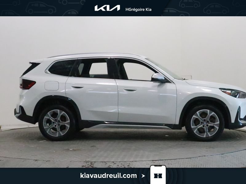 2023 BMW X1 White Laval - photo #7
