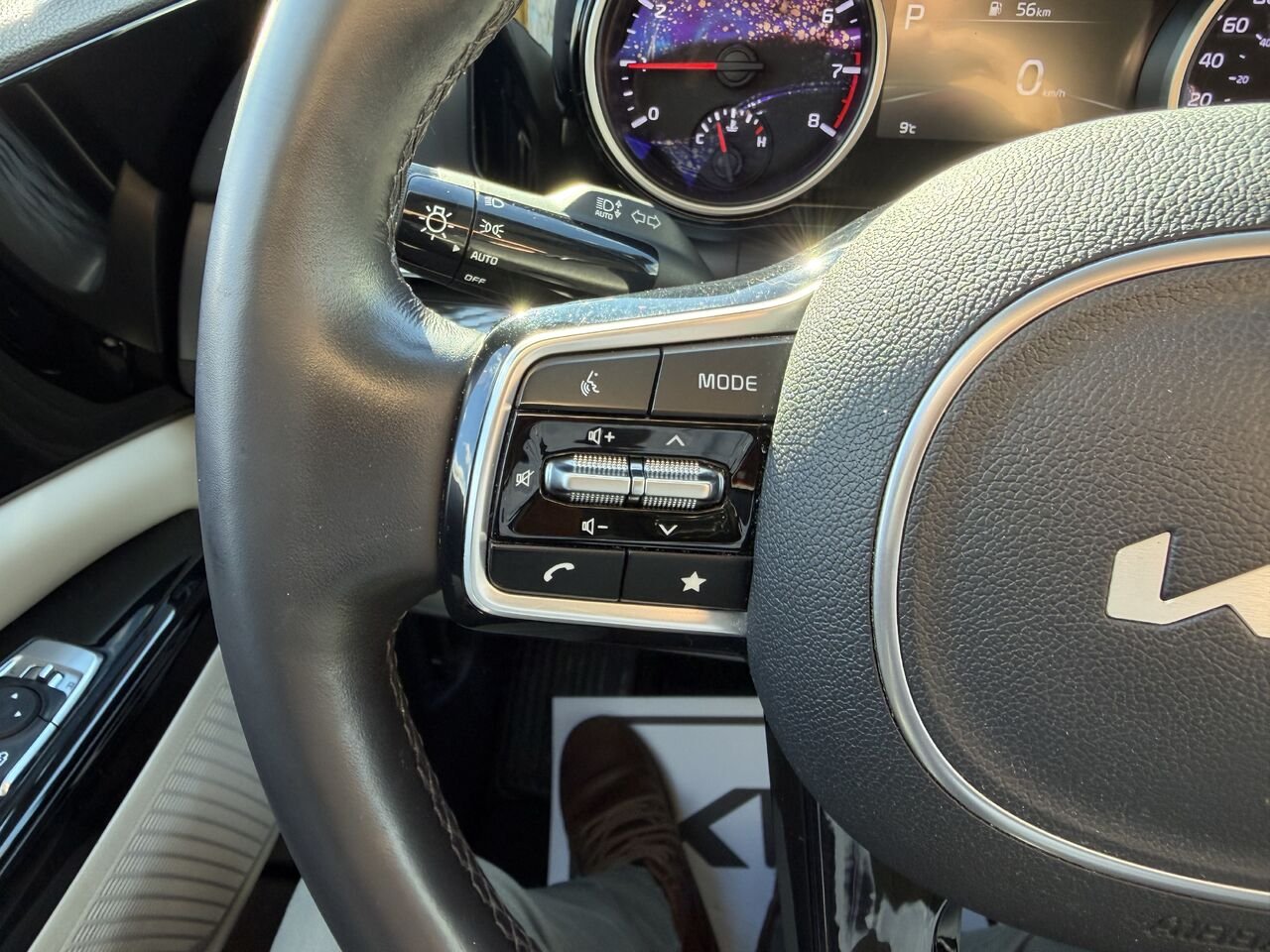 Kia Carnival 2024 Noir Thetford Mines - photo #21
