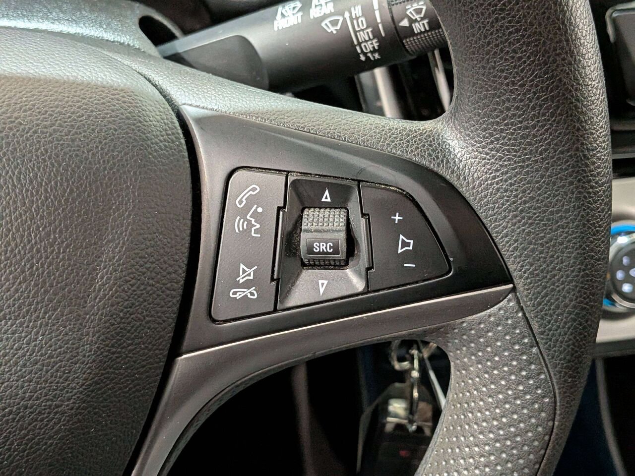 2017 Chevrolet Spark 5dr HB CVT LT w/1LT Red Val-David - photo #15
