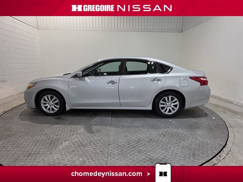 Nissan Altima 2016 Argent Laval - photo #4