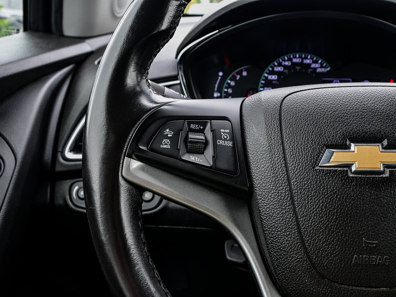2020 Chevrolet Trax AWD 4dr Premier Grey Sherwood Park - photo #22