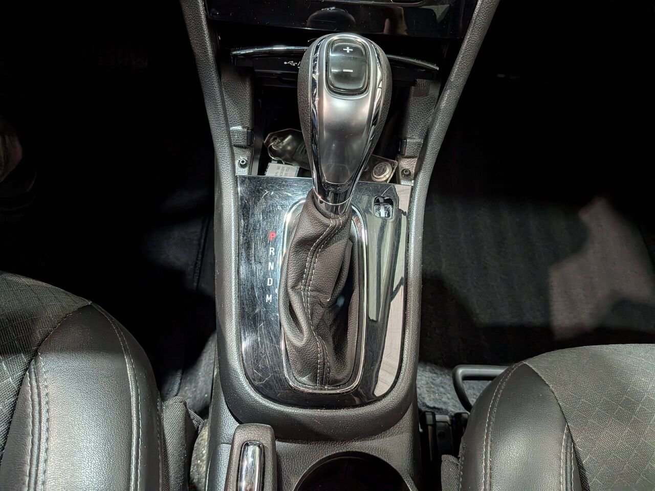 Buick Encore FWD 4dr Sport Touring 2017 Blanc Val-David - photo #26