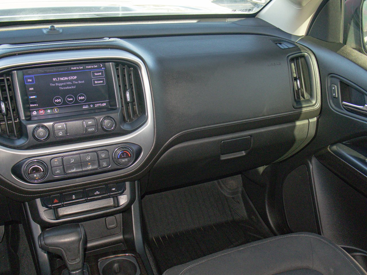 2021 GMC Canyon 4WD Crew Cab 128 Elevation Black Sherwood Park - photo #31