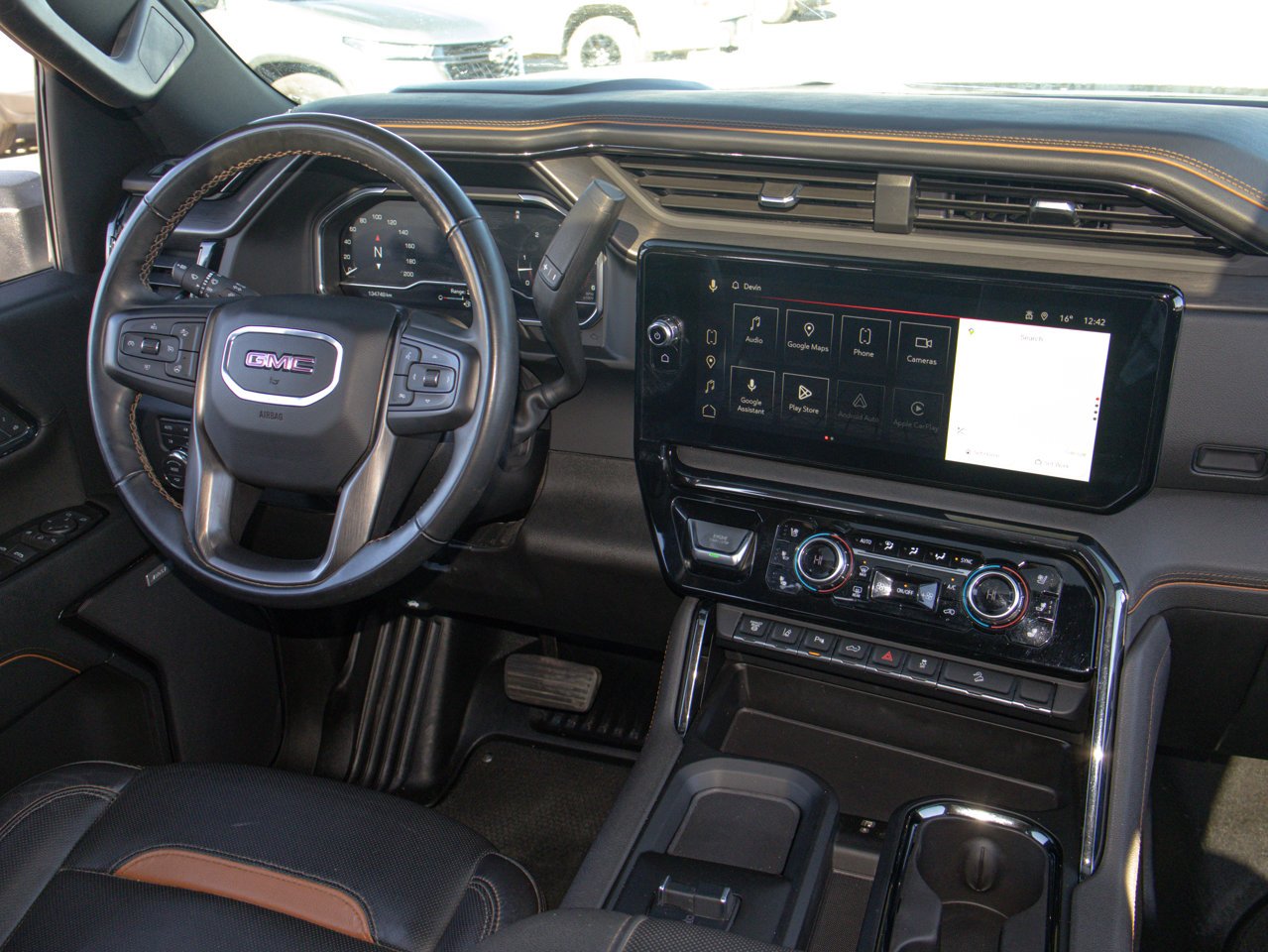 2024 GMC Sierra 2500HD 4WD Crew Cab 159 AT4 White Sherwood Park - photo #31