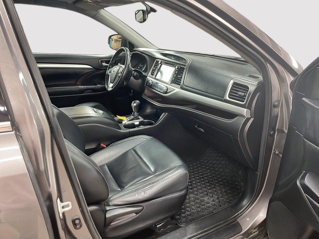 Toyota HIGHLANDER 2016 Brun Amos - photo #14