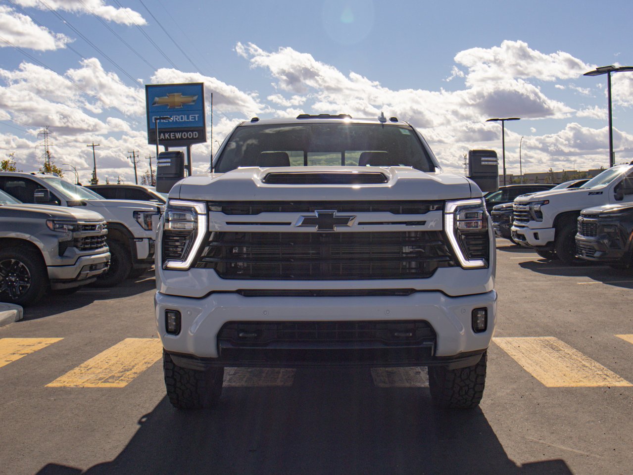 2024 Chevrolet Silverado 3500HD 4WD Crew Cab 159 LTZ White Sherwood Park - photo #2