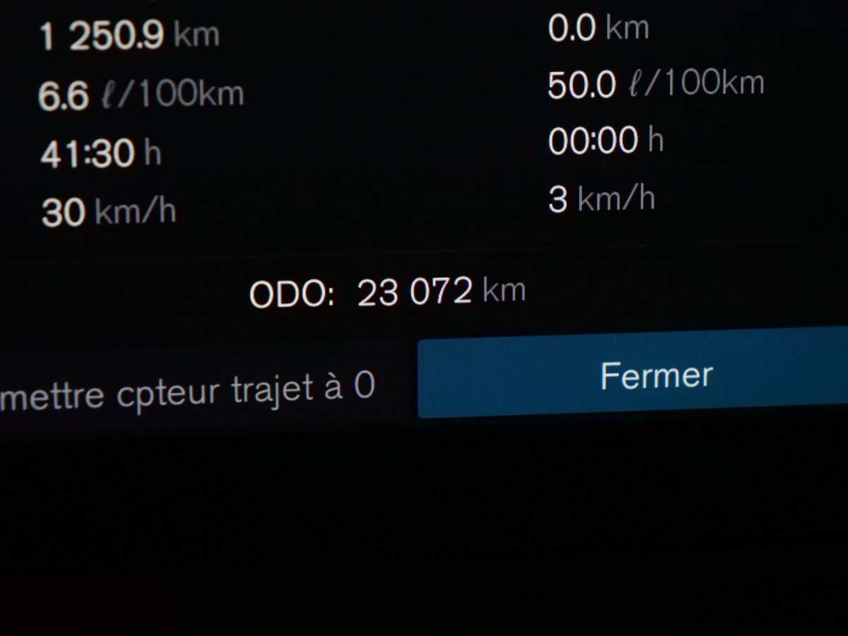 2024 Volvo XC90 Recharge T8 ULTIMATE BRIGHT LOUNGE HARMAN KARDON 7 PLACES Blue Montreal - photo #9