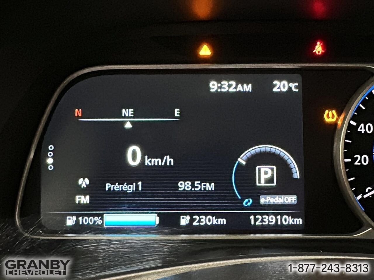 2020 Nissan LEAF SV à hayon | 27-0179A Red Granby - photo #16