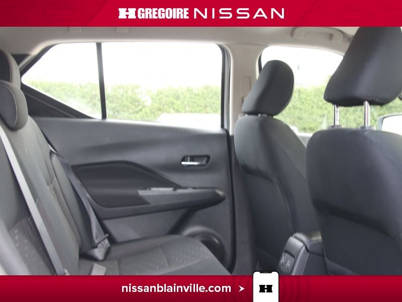 2023 Nissan Kicks White Laval - photo #23