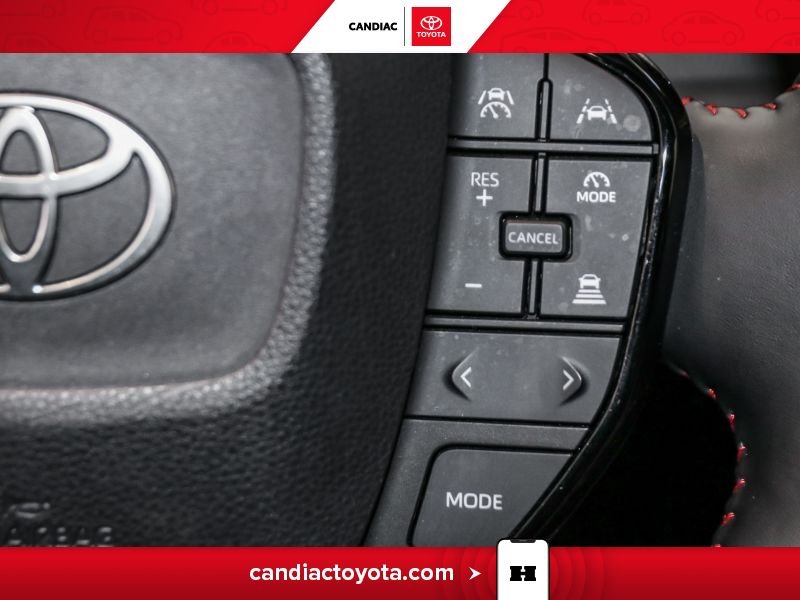 Toyota Prius 2024 Blanc Laval - photo #21