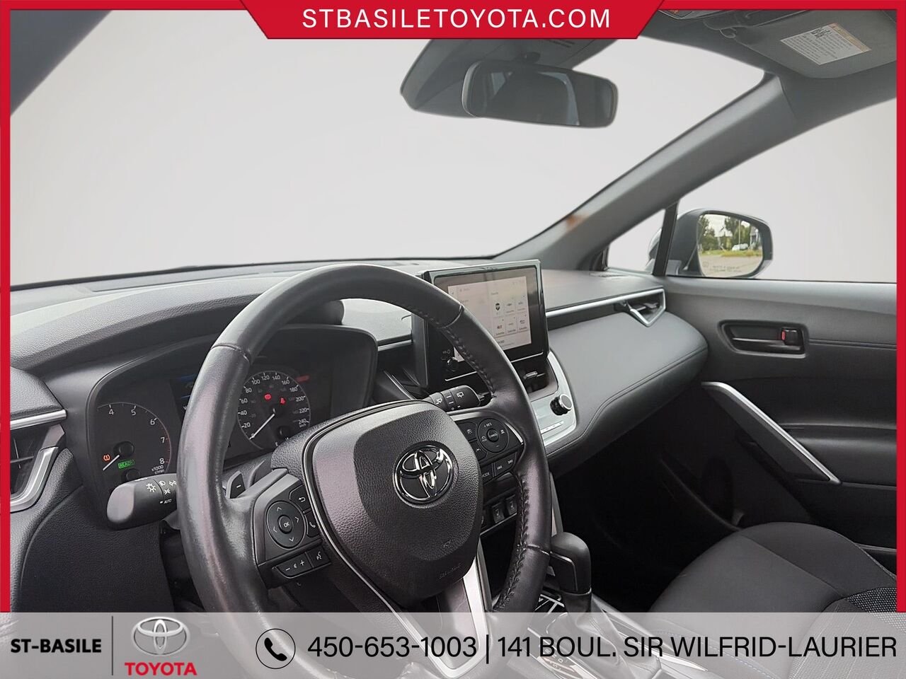 Toyota Corolla Cross HYBRIDE 2024 Noir de jais mica Saint-Basile-le-Grand - photo #13