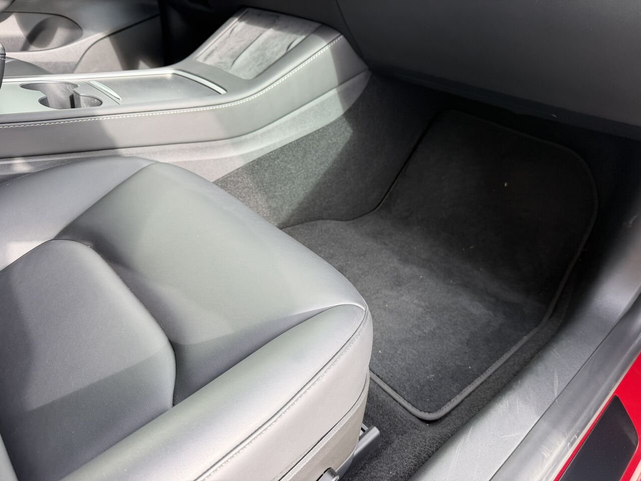 Tesla Model 3 LONG RANGE AWD 2023 Rouge Laval - photo #11