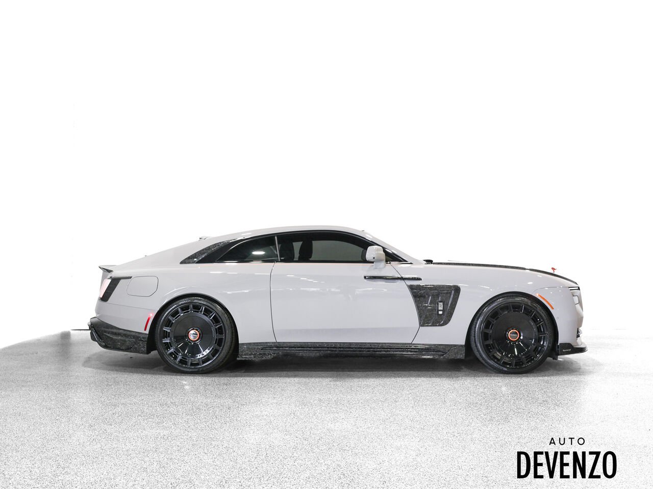 2024 Rolls-Royce Spectre Grey Saint-Eustache - photo #2