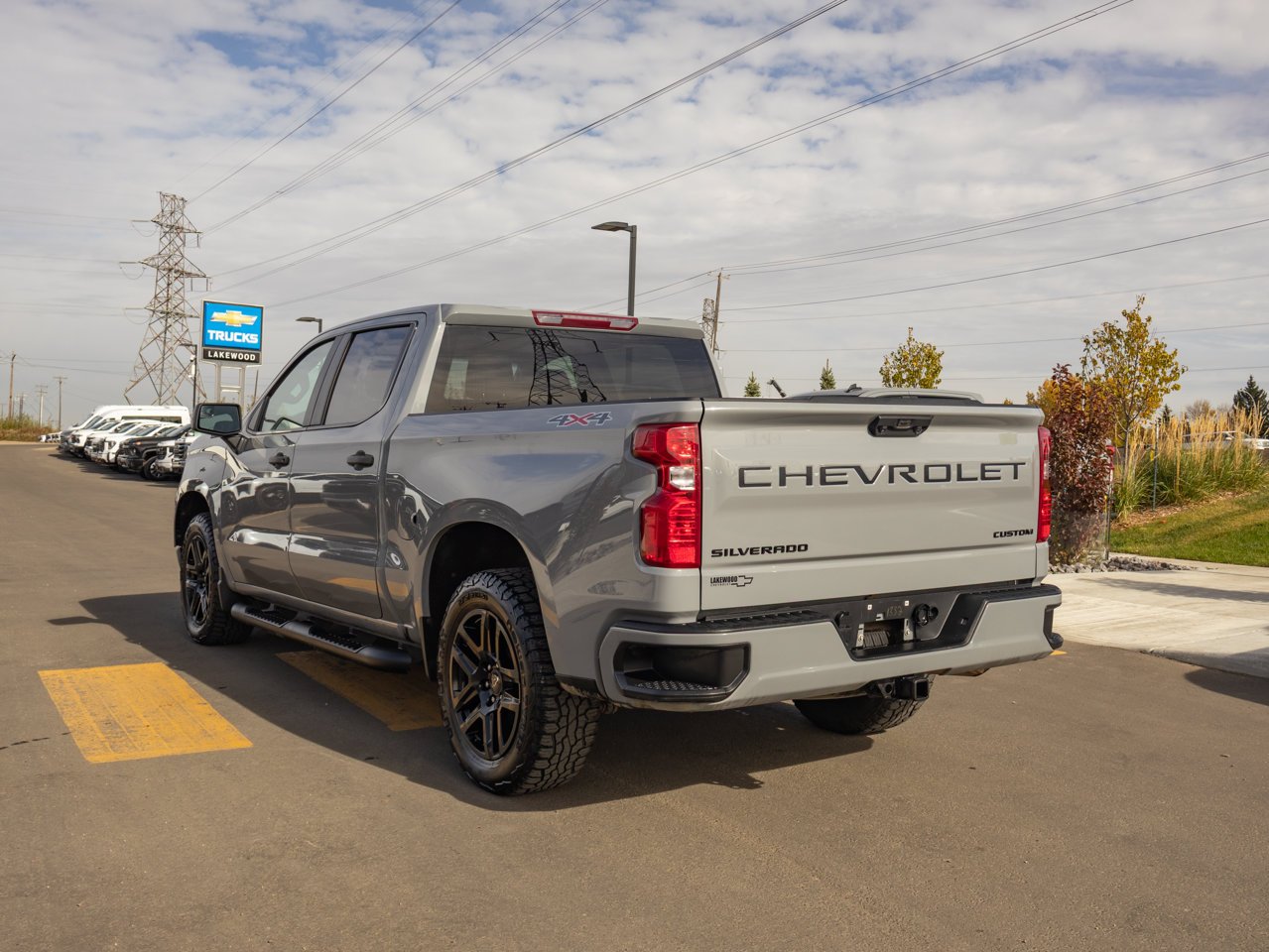 2024 Chevrolet Silverado 1500 4WD Crew Cab 147 Custom Grey Sherwood Park - photo #7