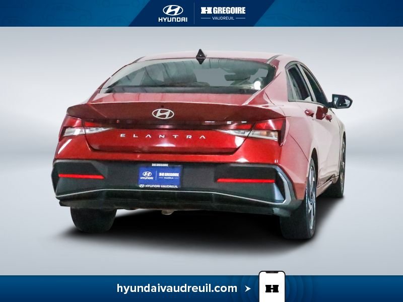 Hyundai Elantra YW218 | PREFERRED +TECH TOIT OUVRANT CERTIFIÉ 5.99% 2025 Rouge Laval - photo #10
