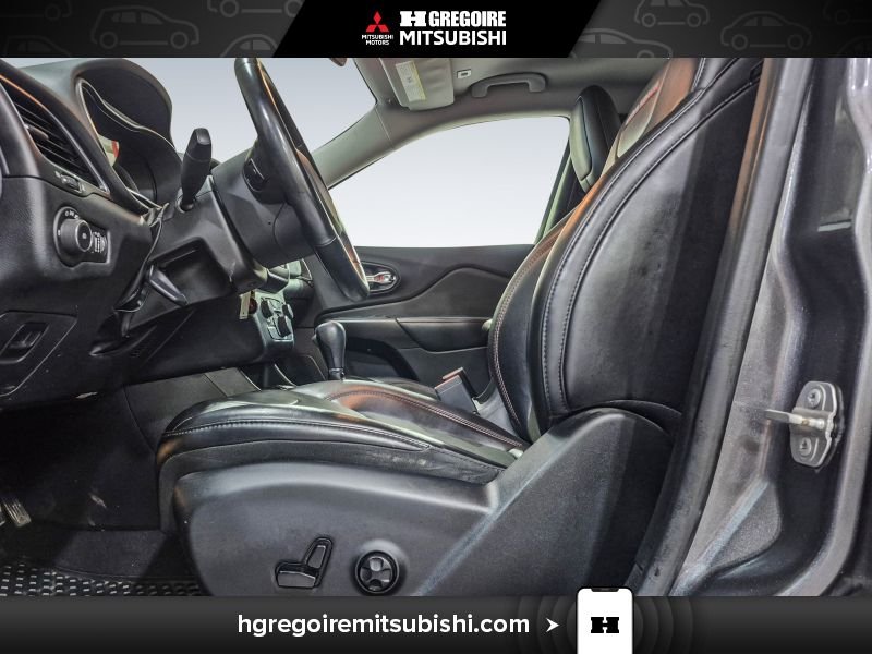 Jeep Cherokee 2019 Gris Blainville - photo #14