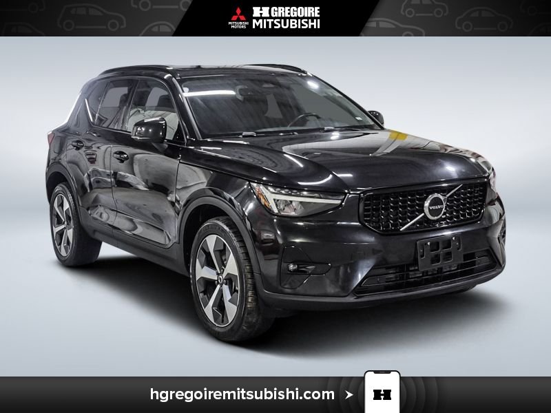 2023 Volvo XC40 2023 Black