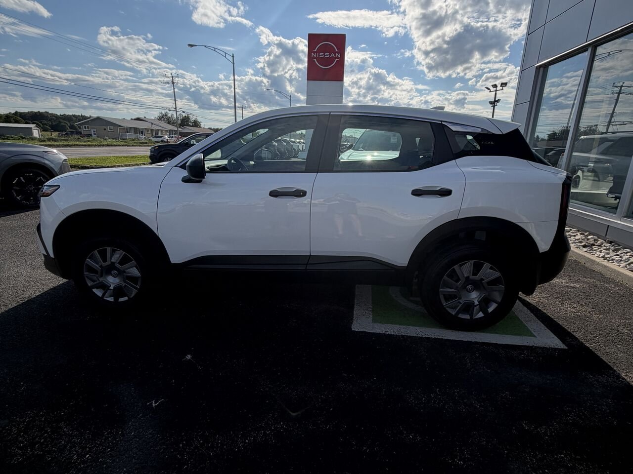 Nissan Kicks 2025 Blanc Matane - photo #4
