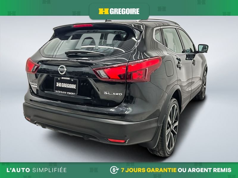 2019 Nissan Qashqai Black Laval - photo #5