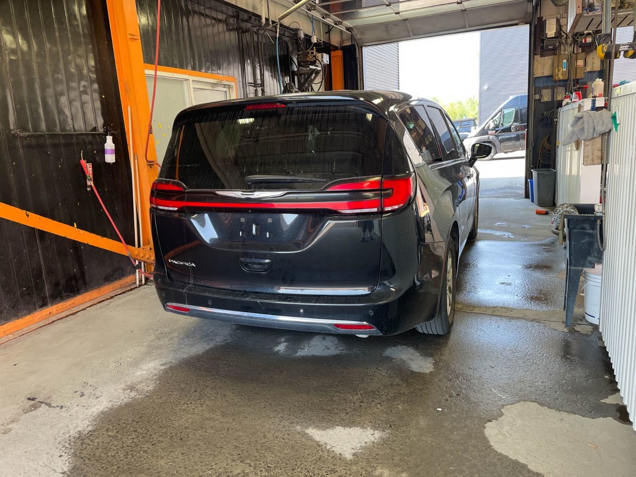 2025 Chrysler Pacifica SELECT *SIÈGES CHAUF* HAYON ELECT CARPLAY REG ADAP Black Saint-Jérôme - photo #7