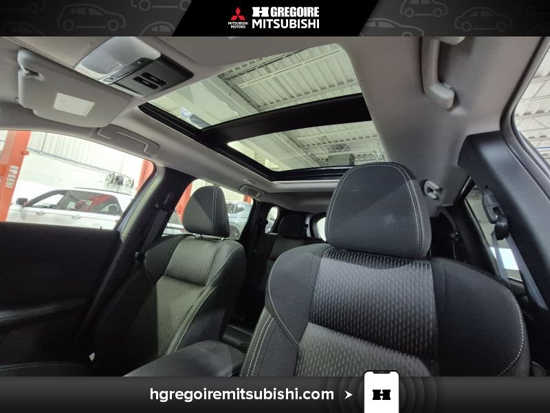 2025 Mitsubishi Outlander Plug-In Hybrid Grey Blainville - photo #15