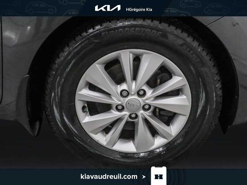 Kia Sedona 2016 Gris Blainville - photo #30