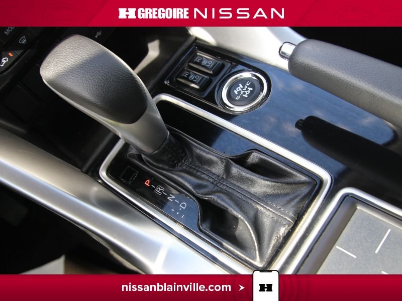 Mitsubishi Eclipse Cross 2020 Bleu Laval - photo #20