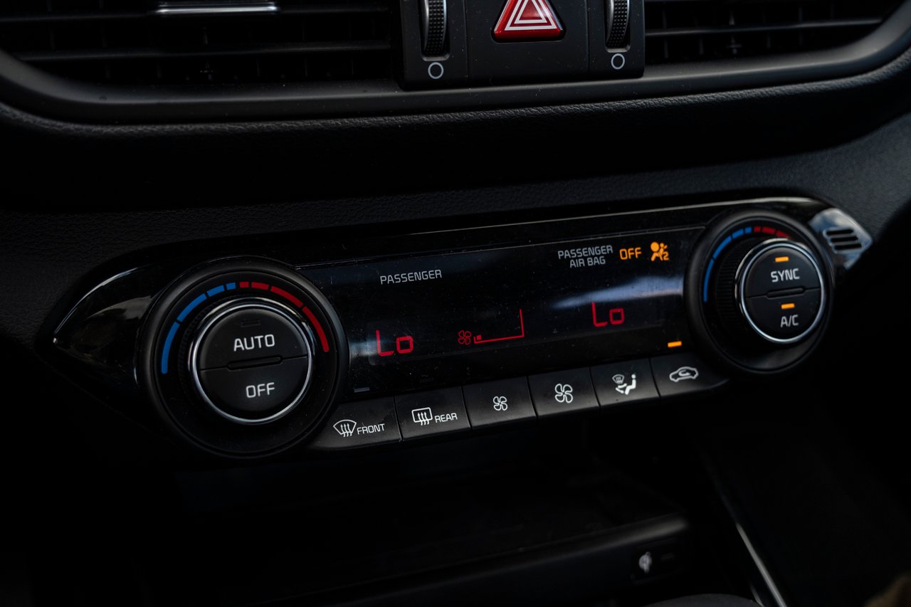 2024 Kia Forte Grey Gatineau - photo #15
