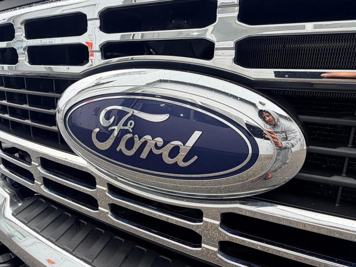 2026 Ford Super Duty F-250 SRW White  - photo #7
