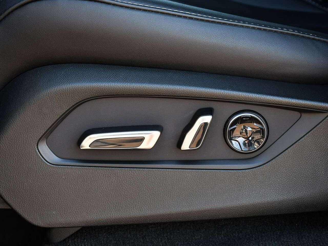 2026 Acura MDX A-Spec - ACURA CERTIFIED Black Etobicoke - photo #14