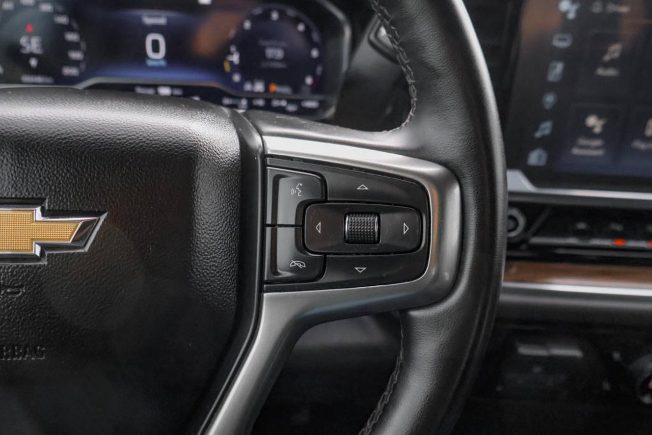 2023 Chevrolet Silverado 1500 4WD Crew Cab 147 LT Grey Sherwood Park - photo #22