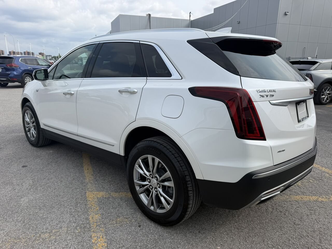 2024 Cadillac XT5 PREMIUM LUXURY AWD FINANCEMENT À PARTIR 3.99% White Laval - photo #16
