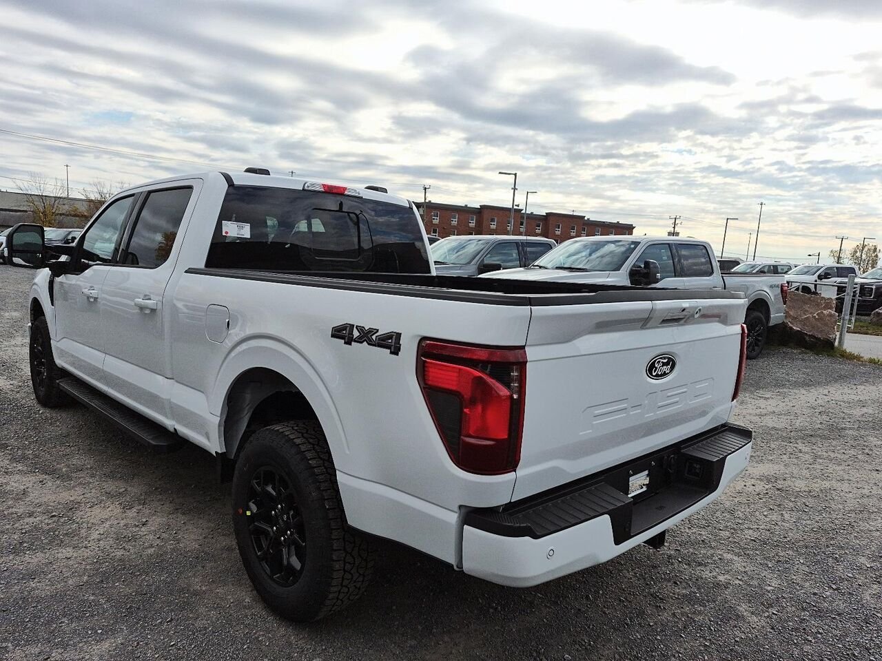 Ford F-150 2F460 | XLT 2026 Blanc Oxford Saint-Jérôme - photo #3