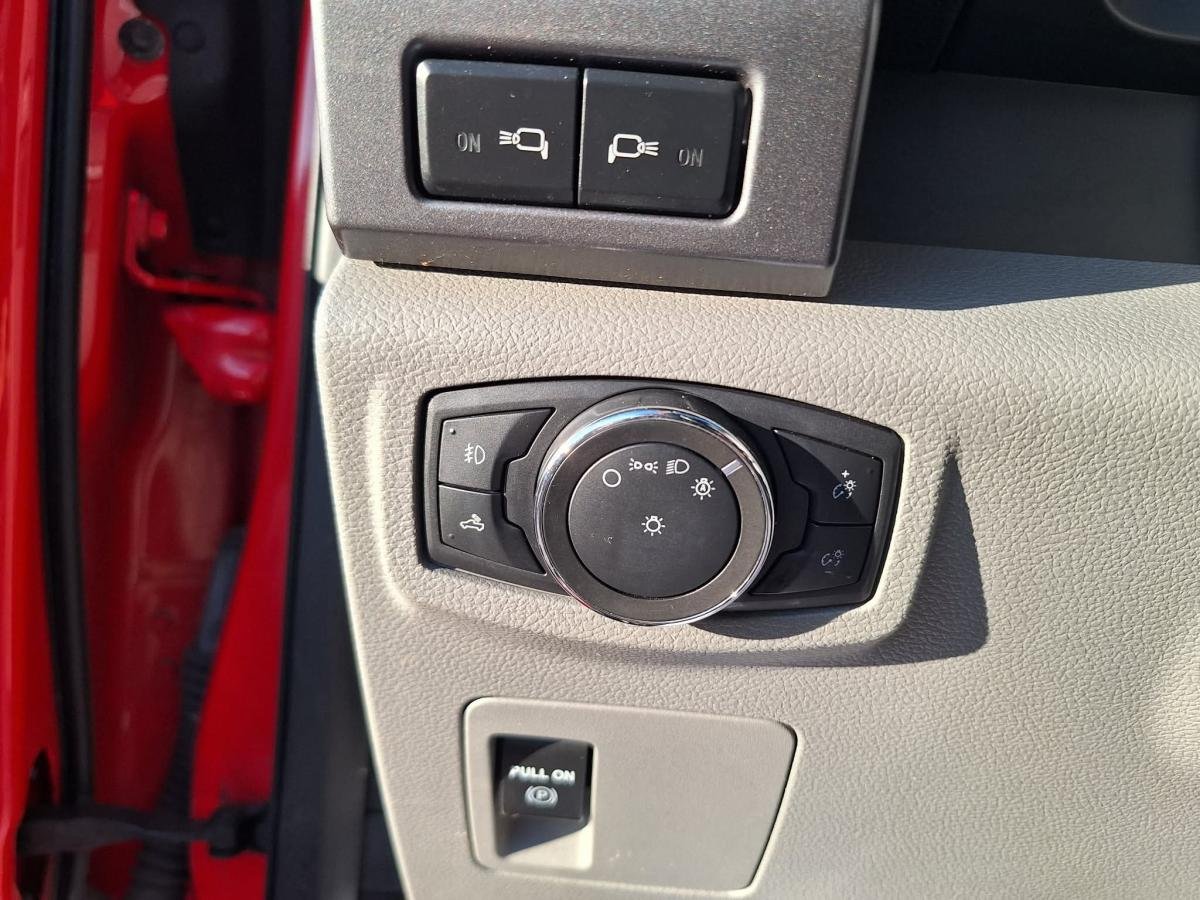 Ford F-150 2020 Rouge Donnacona - photo #21