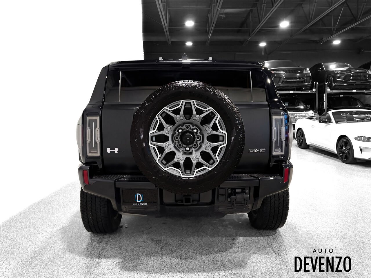 GMC HUMMER EV VUS 2024 Noir Saint-Eustache - photo #3