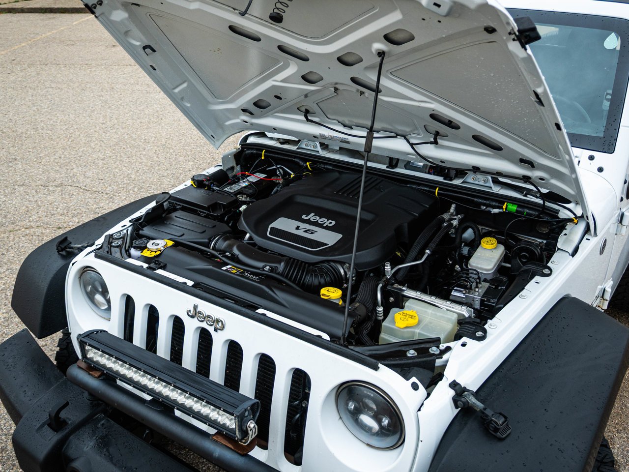 2017 Jeep Wrangler 4WD 2dr Sport White Sherwood Park - photo #6