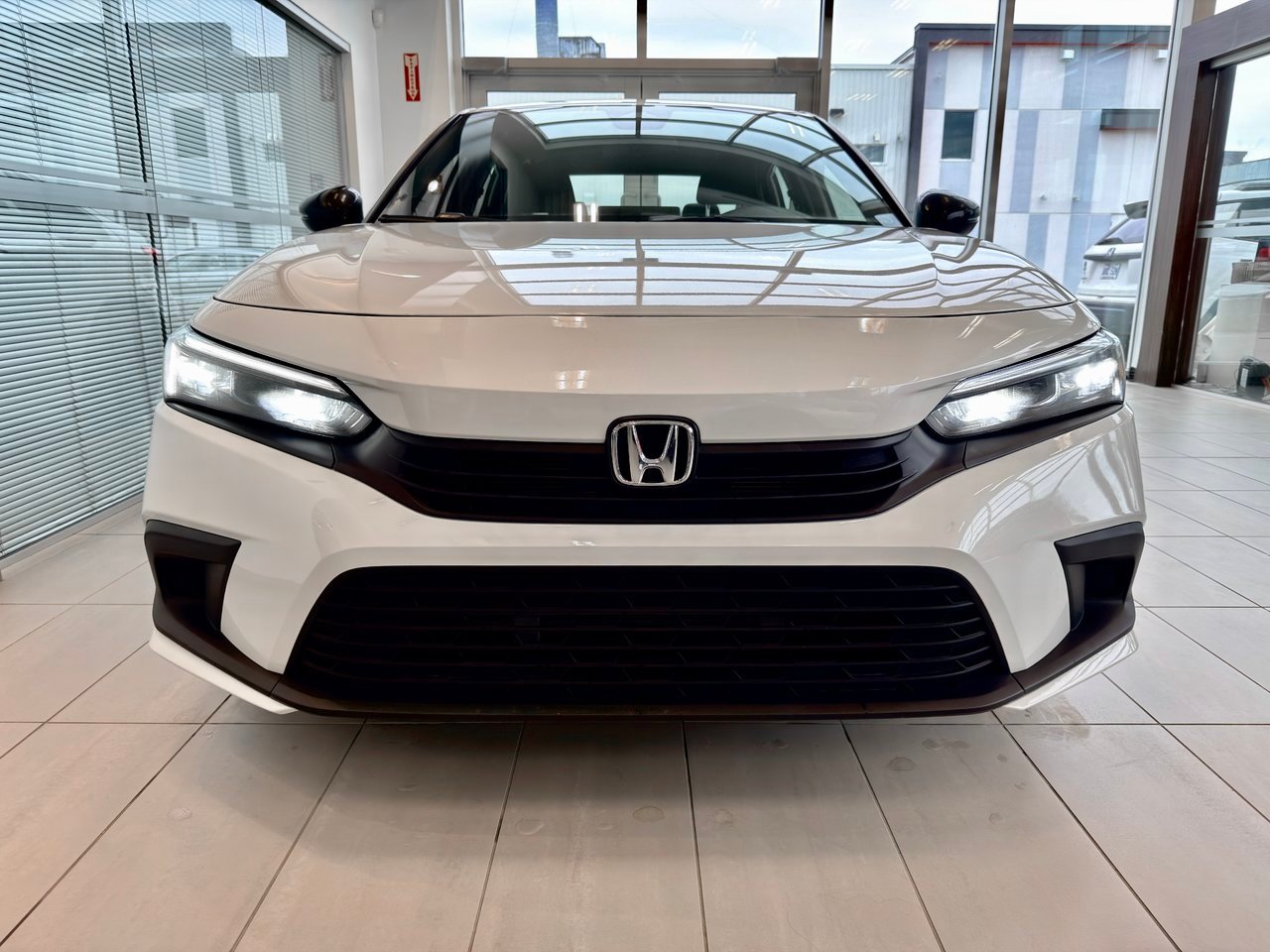 Honda Civic Sedan 2022 Blanc Notre-Dame-des-Prairies - photo #5