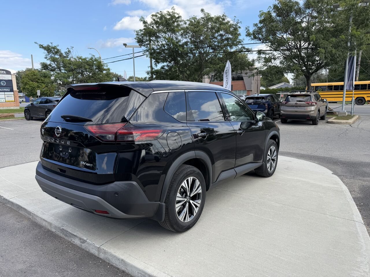 Nissan Rogue SV AWD 2021 Noir Châteauguay - photo #4
