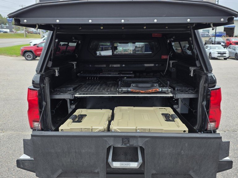 Chevrolet Colorado ZR2 Bison Alu-Cab Overland AEV 2025 Noir Mont-Laurier - photo #13