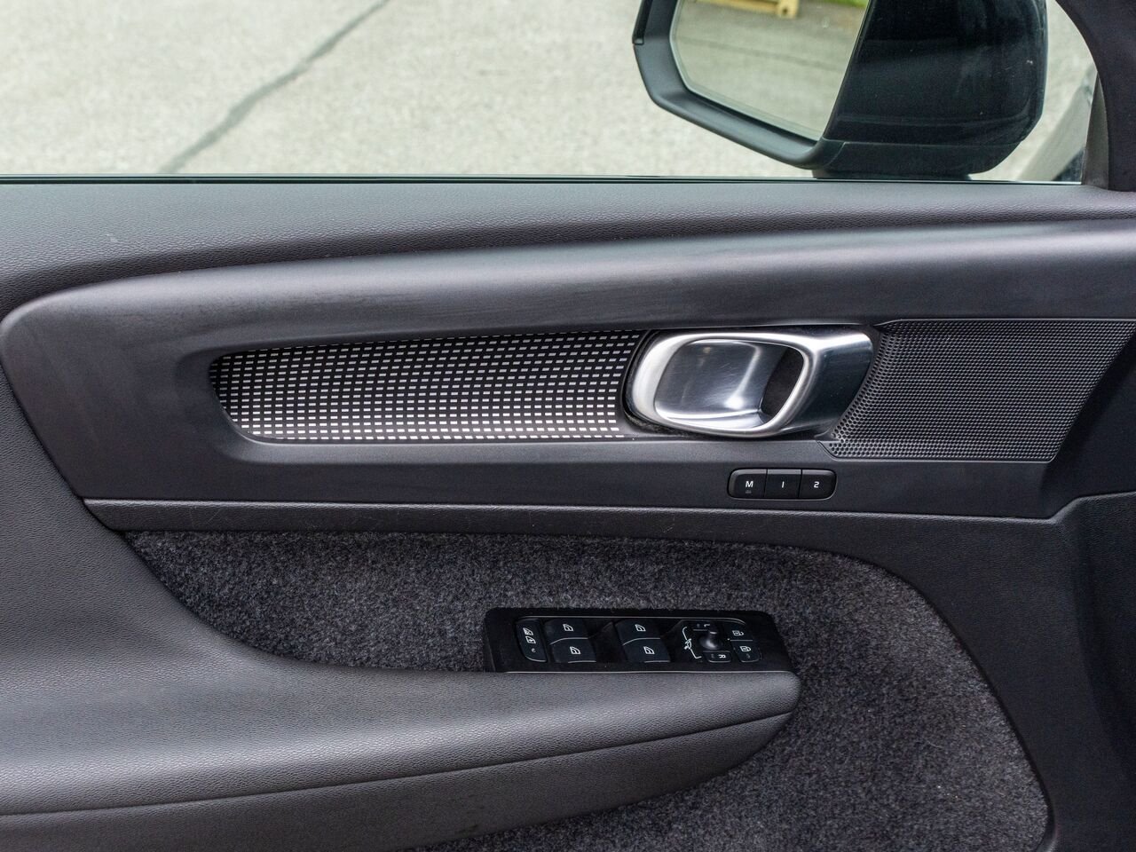 2022 Volvo Recharge XC40 tout électrique XC40 Recharge Plus Black Châteauguay - photo #27