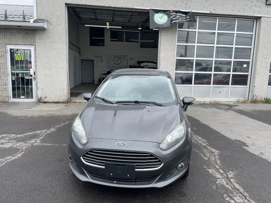 Ford Fiesta Hayon 5 portes SE 2016 Noir