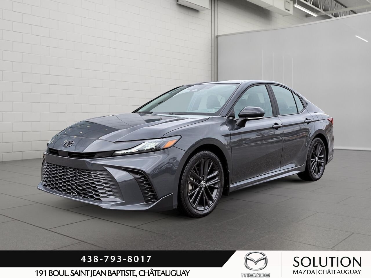 2025 Toyota Camry Grey Châteauguay - photo #0