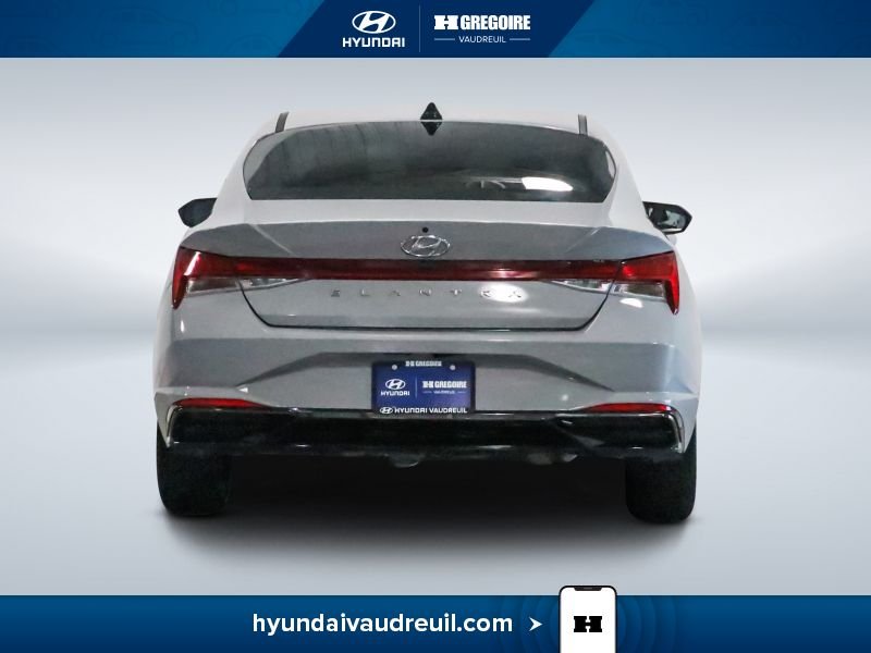 2023 Hyundai Elantra Grey Blainville - photo #8
