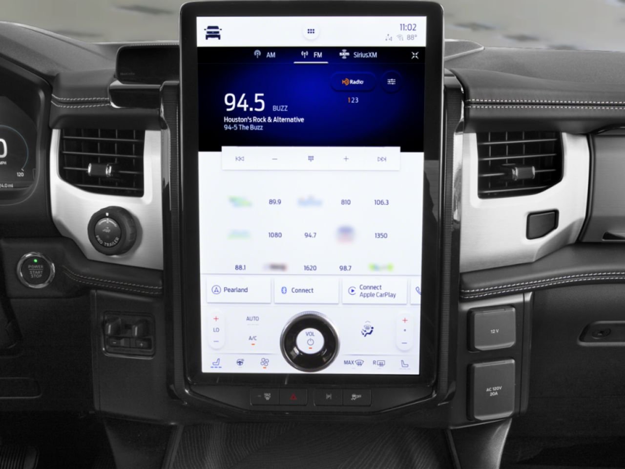 2025 Ford F-150 Lightning Space White Metallic Châteauguay - photo #4