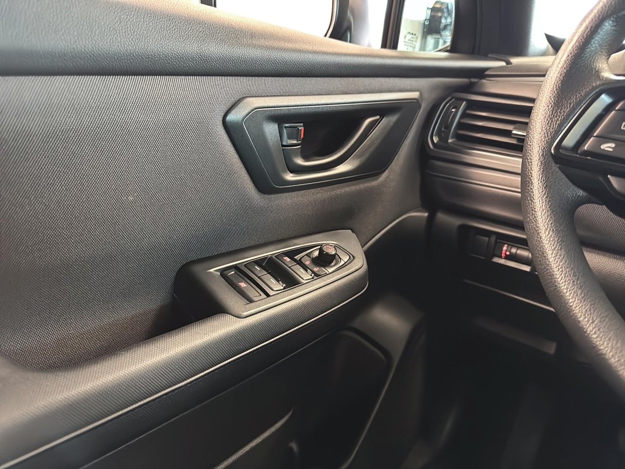 Subaru Forester Convenience 2025 Noir Baie-Comeau - photo #11